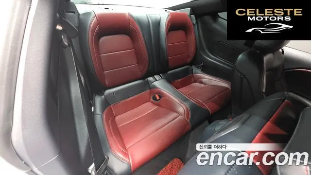 FORD 72.3 Premium Coupé 2024 — photo 19 sur 26