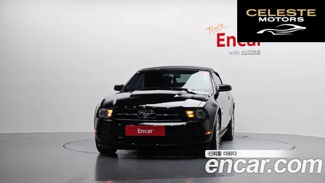 FORD Cabriolet 2011 — photo 3 sur 20