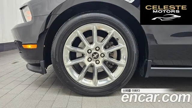 FORD Cabriolet 2011 — photo 5 sur 20