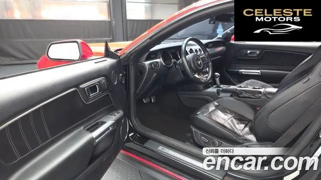 FORD Coupé 2015 — photo 10 sur 20