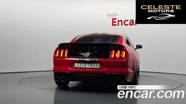 FORD Coupé 2015 — photo 4 sur 20