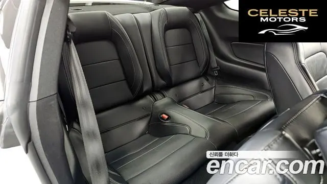 FORD Coupé 2021 — photo 12 sur 20