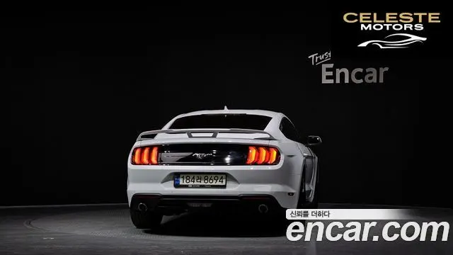 FORD Coupé 2021 — photo 4 sur 20