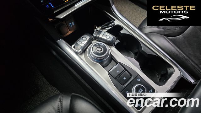 FORD 63.0 4WD 2022 — photo 12 sur 33