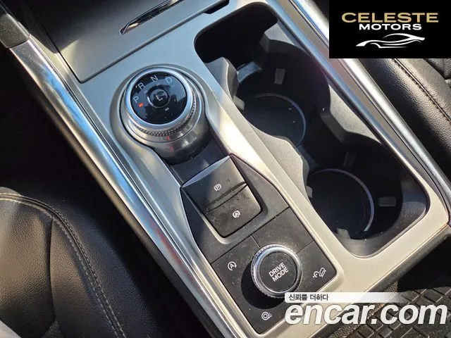 FORD 62.3 Limited 4WD 2021 — photo 12 sur 18