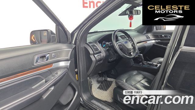 FORD 2.3 Limited 4WD 2017 — photo 13 sur 34
