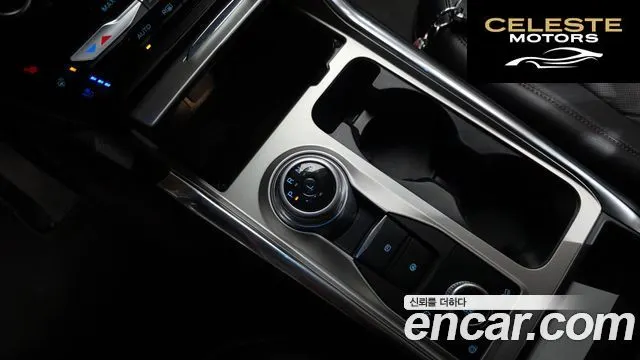 FORD 62.3 Limited 4WD 2022 — photo 8 sur 20