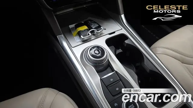 FORD 63.0 4WD 2022 — photo 9 sur 20