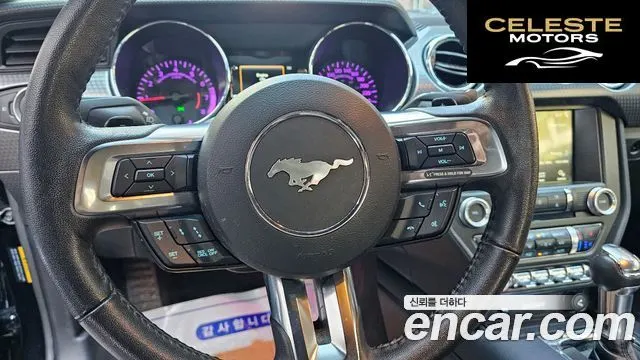FORD Coupé 2017 — photo 17 sur 26