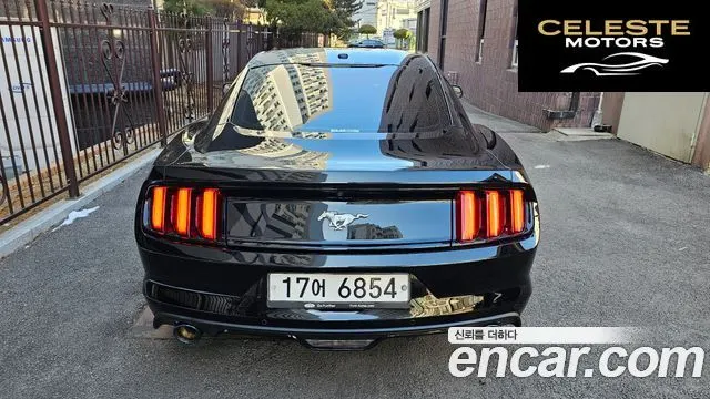 FORD Coupé 2017 — photo 5 sur 26
