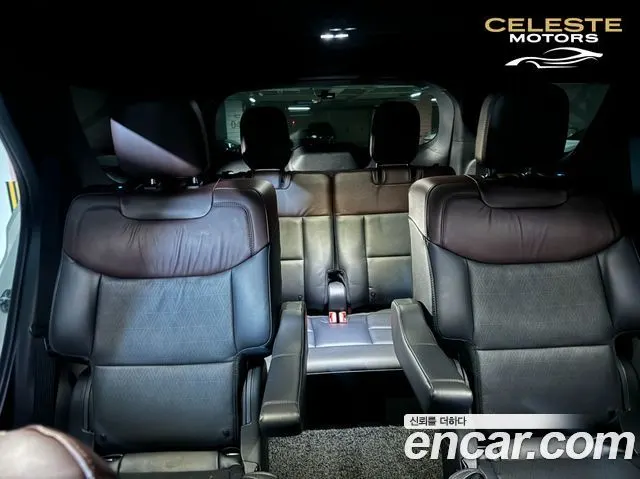 FORD 63.0 4WD 2022 — photo 9 sur 24