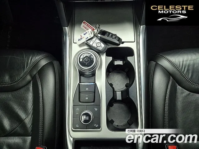 FORD 63.0 4WD 2022 — photo 11 sur 26