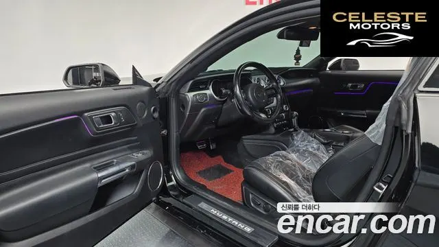 FORD Coupé 2020 — photo 10 sur 20