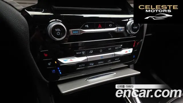 FORD 62.3 Limited 4WD 2021 — photo 18 sur 32