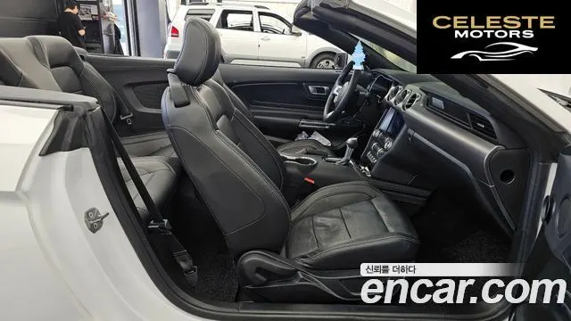FORD Cabriolet 2022 — photo 11 sur 20