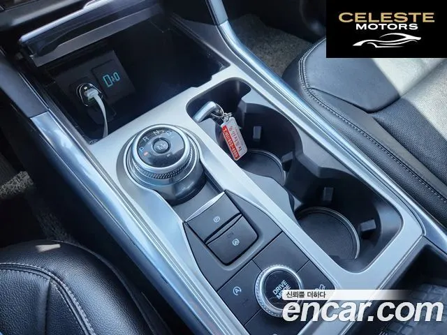 FORD 62.3 Limited 4WD 2020 — photo 17 sur 26
