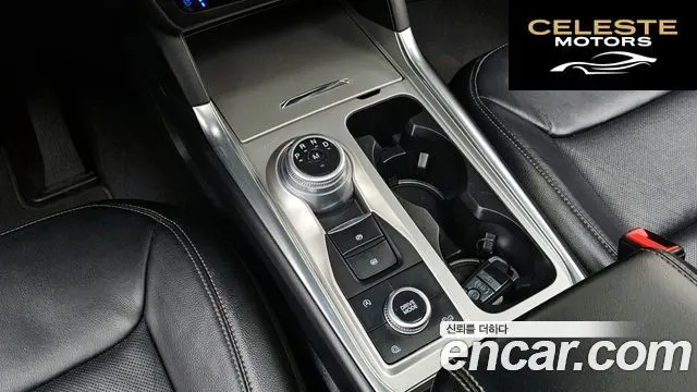 FORD 62.3 Limited 4WD 2020 — photo 9 sur 26