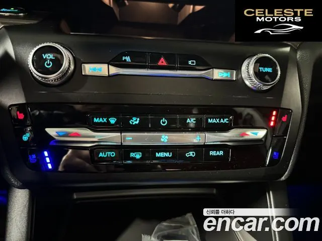 FORD 62.3 Limited 4WD 2020 — photo 14 sur 25