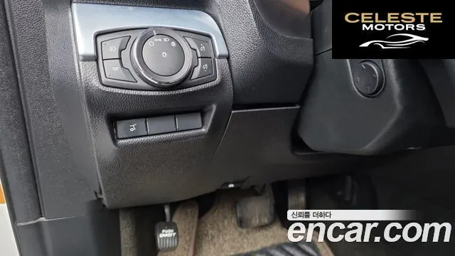 FORD 2.3 Limited 4WD 2018 — photo 30 sur 39