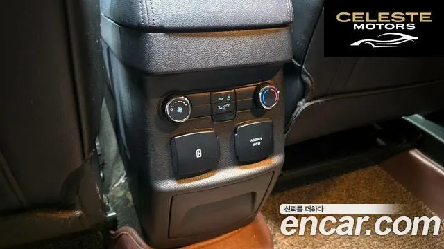 FORD 2.3 Limited 4WD 2017 — photo 33 sur 34