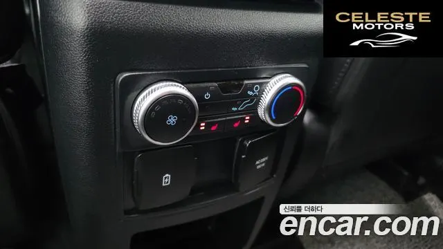 FORD 62.3 Limited 4WD 2021 — photo 31 sur 35