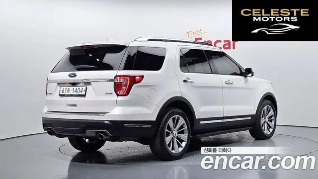 FORD 2.3 Limited 4WD 2019 — photo 2 sur 32