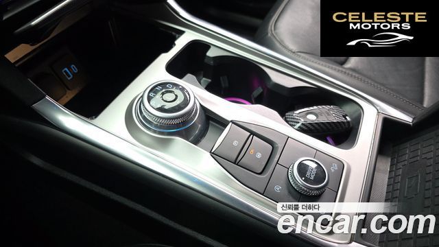 FORD 62.3 Limited 4WD 2021 — photo 12 sur 33