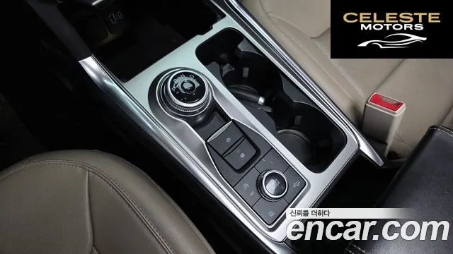 FORD 62.3 Limited 4WD 2021 — photo 12 sur 30