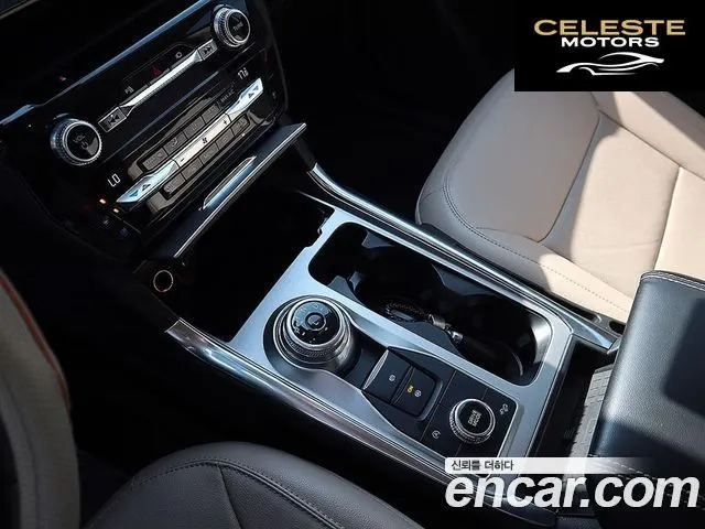 FORD 62.3 Limited 4WD 2021 — photo 12 sur 26
