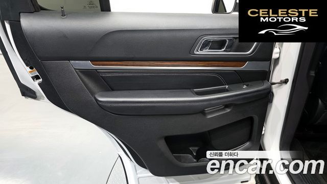FORD 2.3 Limited 4WD 2017 — photo 15 sur 39