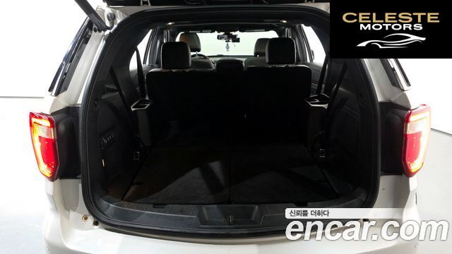 FORD 2.3 Limited 4WD 2017 — photo 23 sur 39