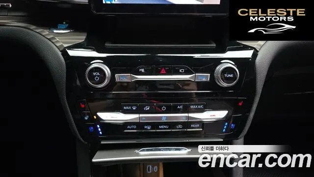 FORD 62.3 Limited 4WD 2021 — photo 23 sur 33