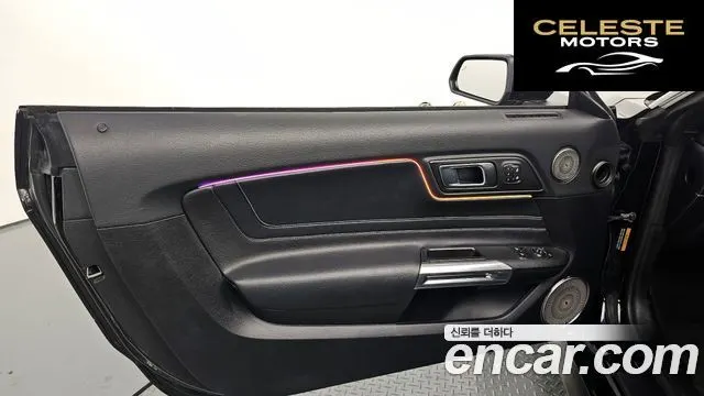 FORD Coupé 2018 — photo 13 sur 30