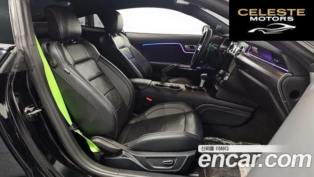 FORD Coupé 2018 — photo 15 sur 30