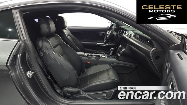 FORD Coupé 2015 — photo 10 sur 20