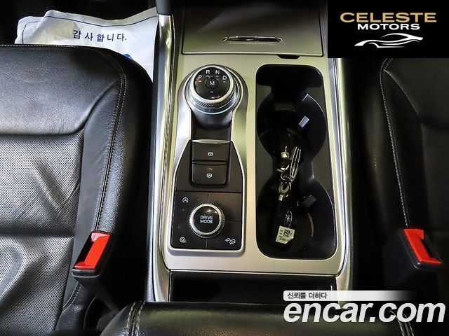 FORD 62.3 Limited 4WD 2020 — photo 12 sur 26