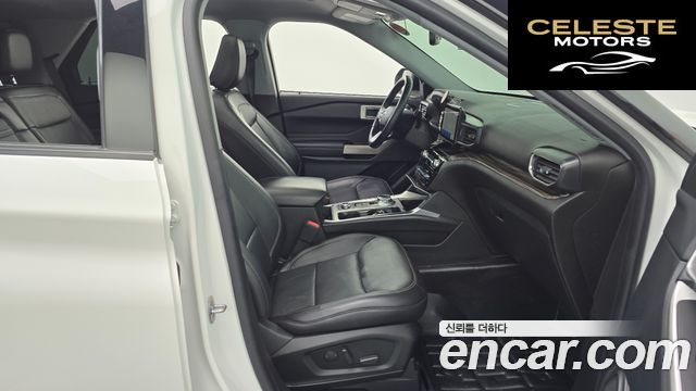 FORD 62.3 Limited 4WD 2022 — photo 16 sur 35