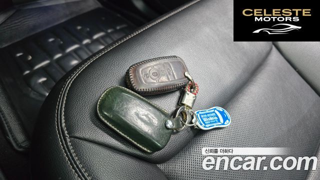 FORD 62.3 Limited 4WD 2022 — photo 20 sur 35
