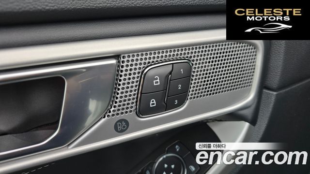 FORD 62.3 Limited 4WD 2022 — photo 33 sur 35