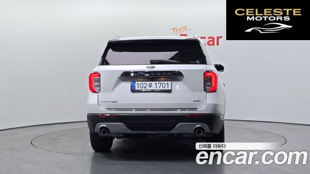 FORD 62.3 Limited 4WD 2022 — photo 4 sur 35