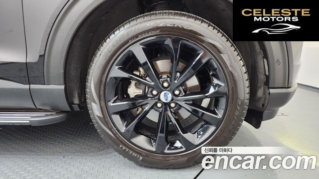 FORD 63.0 4WD 2021 — photo 7 sur 42