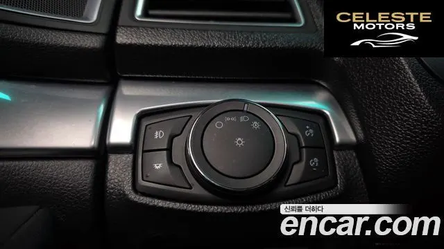 FORD 2.3 Limited 4WD 2017 — photo 26 sur 36