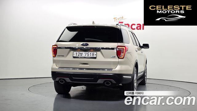 FORD 2.3 Limited 4WD 2018 — photo 4 sur 33