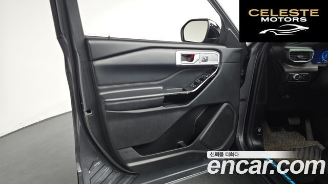 FORD 63.0 4WD 2021 — photo 13 sur 33