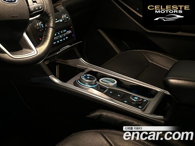 FORD 62.3 Limited 4WD 2020 — photo 9 sur 21
