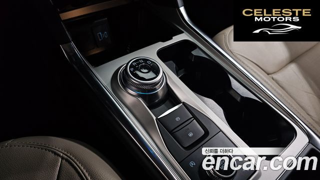 FORD 62.3 Limited 4WD 2022 — photo 12 sur 37