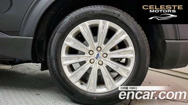 FORD 62.3 Limited 4WD 2023 — photo 7 sur 33