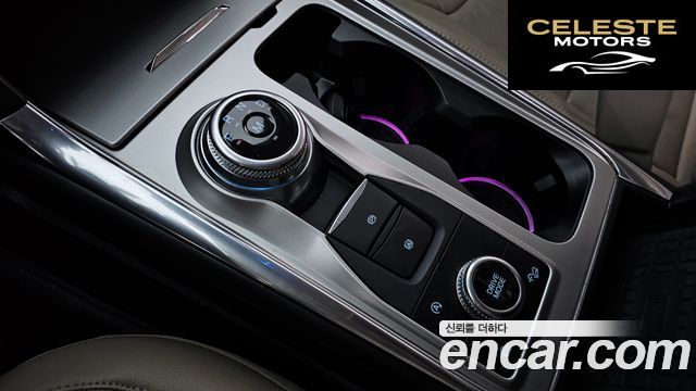 FORD 62.3 Limited 4WD 2020 — photo 12 sur 33