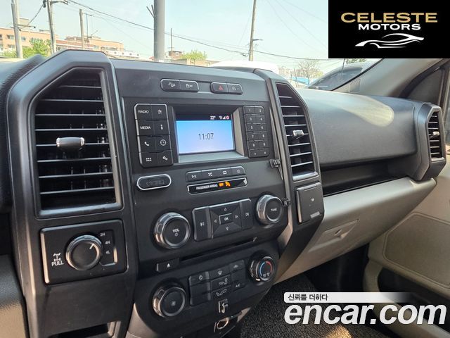 FORD F150 5.0L 2018 — photo 10 sur 25