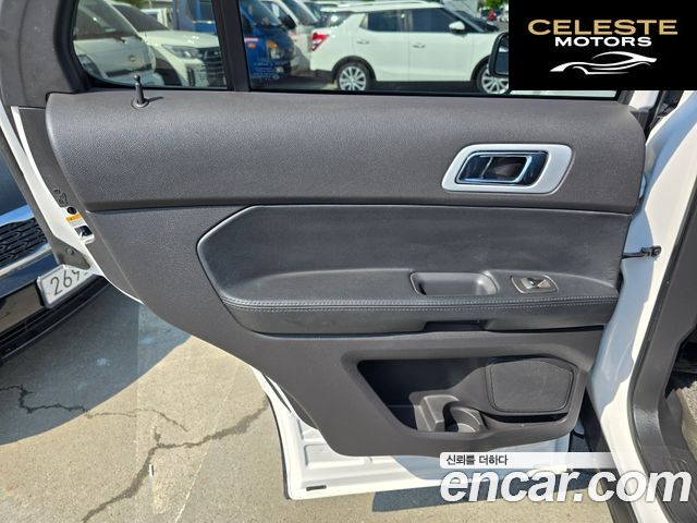 FORD 3.5 Limited 4WD 2015 — photo 16 sur 26